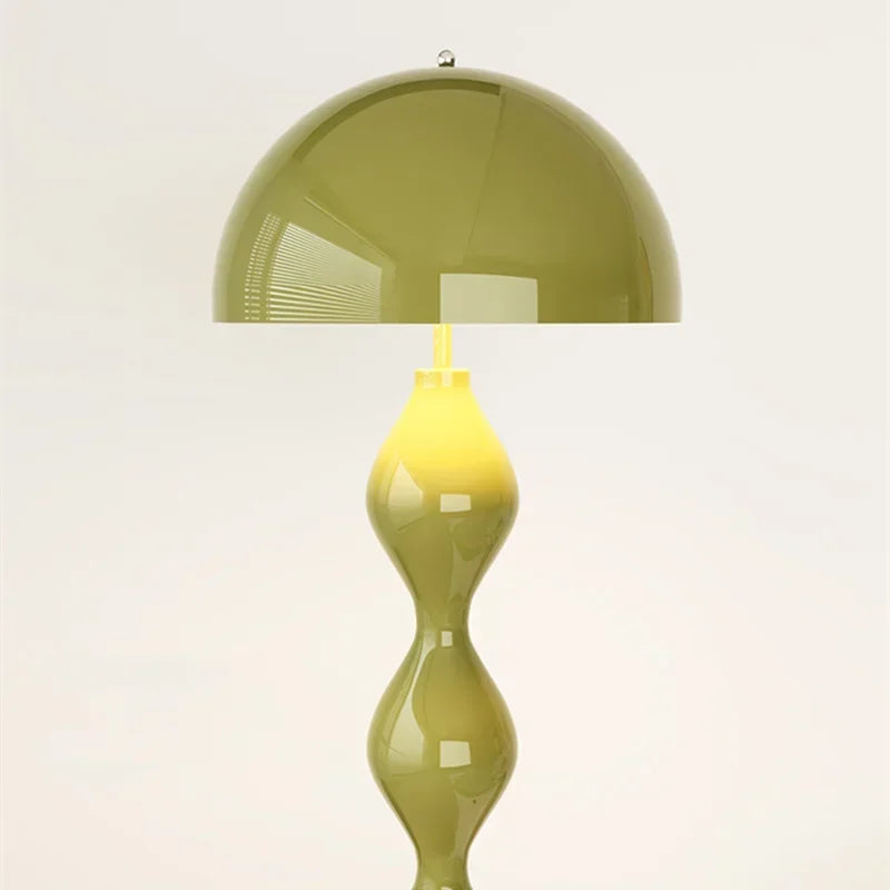 Gulvlampe til stuen - Moderne og elegant belysning til stuen 