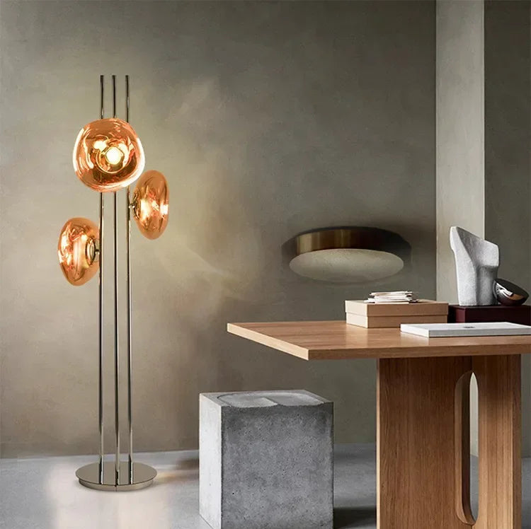 Gulvlampe til stuen – Elegance og modernitet til eksklusive interiører 