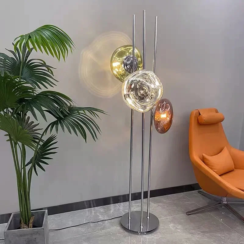 Gulvlampe til stuen – Elegance og modernitet til eksklusive interiører 