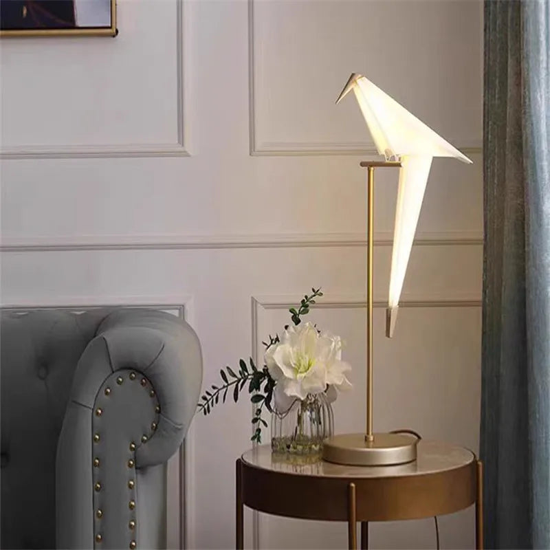 Gulvlampe til stuen – Kunstnerisk og raffineret design til moderne interiør 