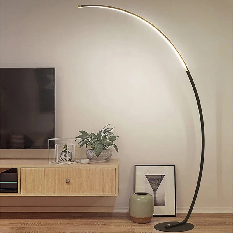 Gulvlampe til stuen - Elegance og enkelhed til dit interiør 