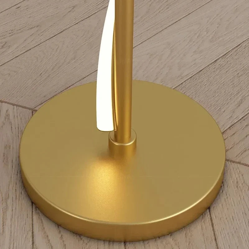 Gulvlampe til stuen – Moderne og elegant design til stuen eller soveværelset 